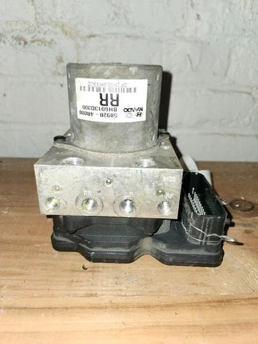 Bomba/Módulo ABS OEM usada para 2011-2012 Hyundai Sonata