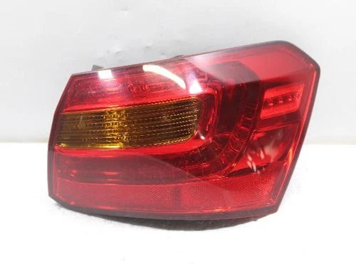 Right outer rear tail light assembly compatible with Kia Cadenza 2012, genuine OEM replacement part 92402 3R000