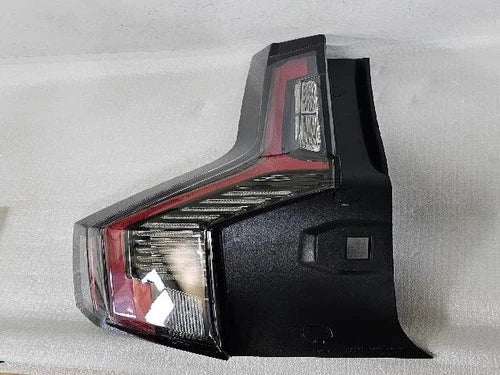 Used OEM Part - Rear tail light Kia EV9 2024 OEM 92401 DO100