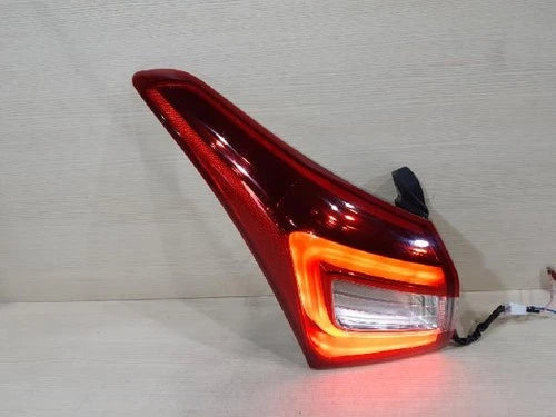 Left rear tail light assembly compatible with Hyundai i30 2012, genuine OEM replacement part 92401A5101
