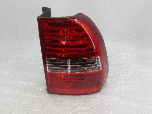 Right rear combination tail light compatible with Kia Sportage 2007, genuine OEM replacement part 92402 1F003