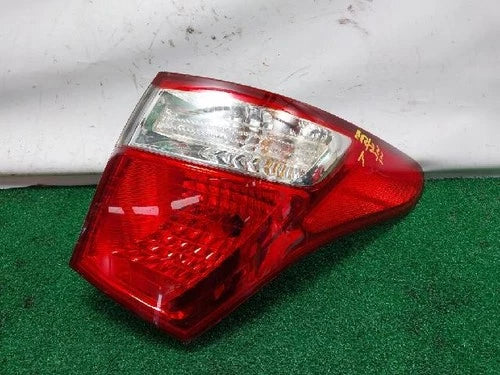 Right outer rear tail light assembly compatible with Hyundai Veracruz 2012, genuine OEM replacement part 924023J000