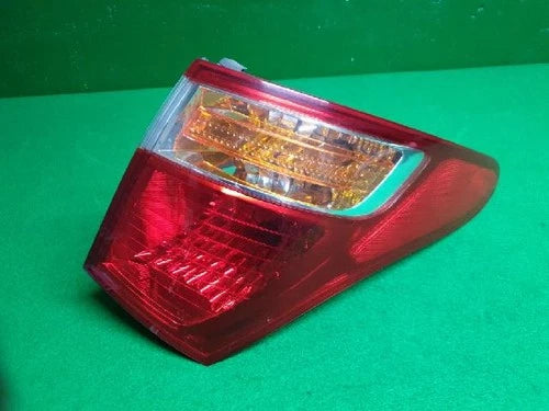 Right outer rear tail light assembly (RH) Hyundai OEM 92402 3J000