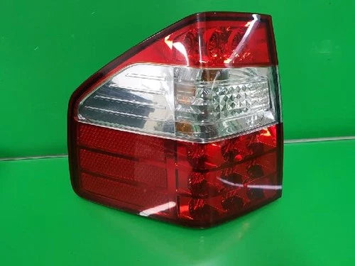 Kia Borrego 2008 Combination Tail Light (left) genuine OEM 92401 2J101