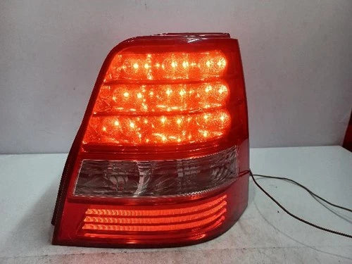 Right rear combination tail light assembly compatible with Kia Sorento 2007, genuine OEM replacement part 924023E500