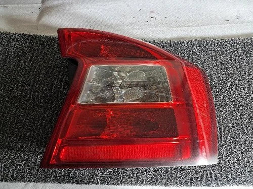 Rear combination tail light assembly (right) compatible with Kia Carens 2007, genuine OEM replacement part 924021D0