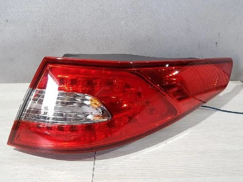 Used OEM Part - Combination Tail Light Assembly (right/RH) compatible with Kia K5 2011, genuine OEM replacement part 924022T100
