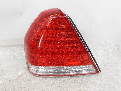 Left rear tail light assembly compatible with Hyundai Equus 2007, genuine OEM replacement part 92401 3B501