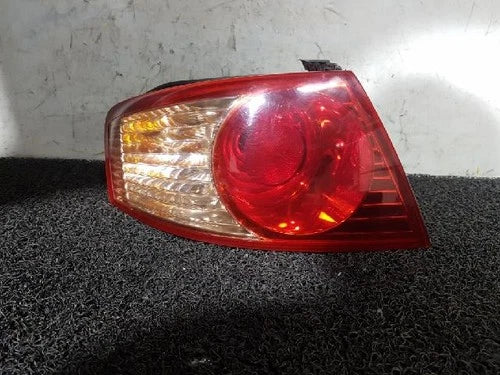 Left rear tail light assembly Kia Amanti 2005 OEM 92401 3F270