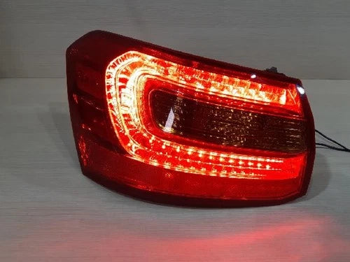 Left rear tail light assembly compatible with Kia Cadenza 2012, genuine OEM replacement part 924013R000