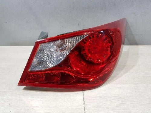 Rear combination tail light (right) compatible with Hyundai YF 2012, genuine OEM replacement part 924023S100
