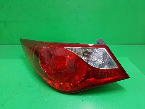 Left outer rear tail light assembly compatible with Hyundai YF 2012, genuine OEM replacement part 92401 3S010