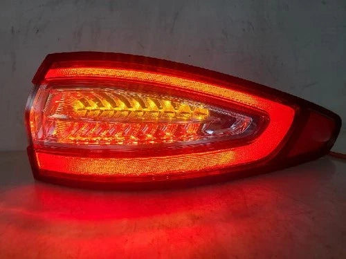 Rear combination tail light assembly Ford Focus 2014 (right) OEM DS73-13404-DG