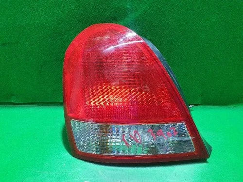 Left rear tail light assembly compatible with Hyundai Elantra 2001, genuine OEM replacement part 92401 2D000