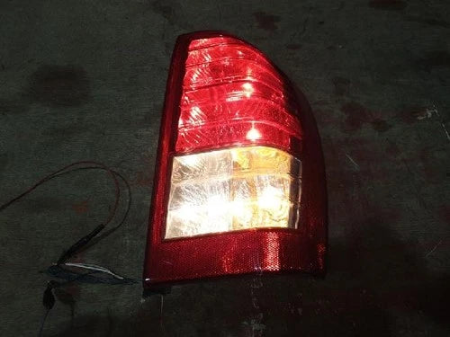 Right rear combination tail light assembly compatible with Kia Carnival 2011, genuine OEM replacement part 92402-4D000