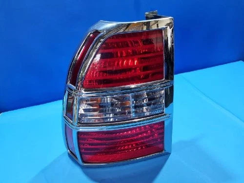 Left rear tail light assembly compatible with Kia Sportage 2006, genuine OEM replacement part 92401 1F003
