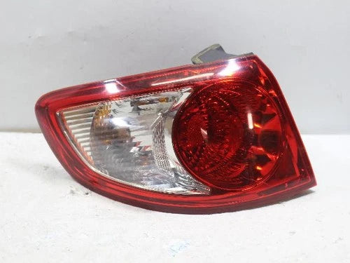 Left outer rear tail light assembly compatible with Hyundai Santa Fe 2007, OEM 92401, 2B000