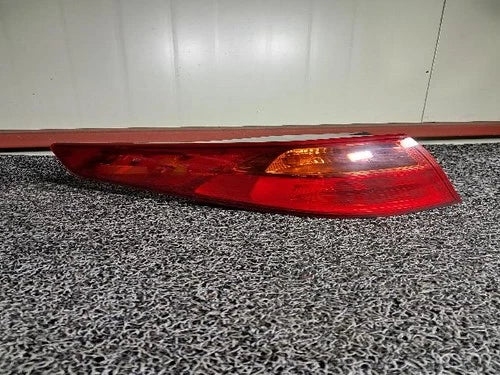 Left rear combination tail light assembly compatible with Kia K5 2013, genuine OEM replacement part 92401 2T500