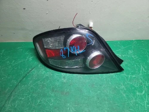 Left rear tail light assembly compatible with Hyundai Tiburon 2008, LH OEM 92401, 2C700