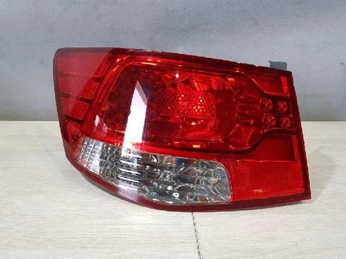 Conjunto de faro/calavera trasero exterior izquierdo (OEM) Kia 2009, pieza original 924011M000