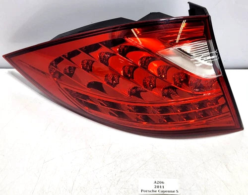 Rear tail light outer left of the driver side, OEM, compatible with Porsche Cayenne S 958 (2011-2014)