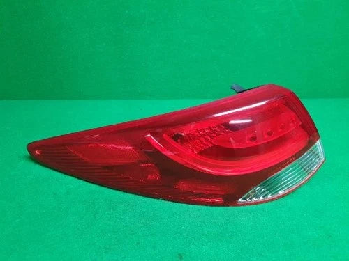 Left rear tail light compatible with Hyundai Tucson 2010, genuine OEM replacement part 92401, 2S000
