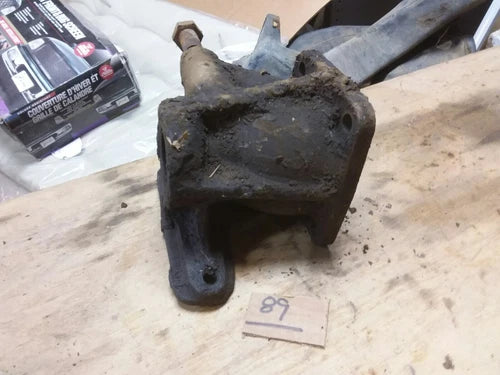 Used OEM Part - 73-87 OEM CHEVY GMC NP208 ADAPTER/4SPD - SHORT STYLE - K10 K20 K5 SQUARE BODY