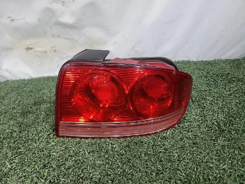 Right rear tail light assembly compatible with Hyundai EF 2004, genuine OEM replacement part 92402 3D000