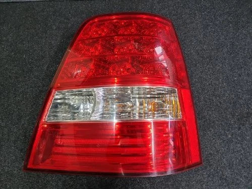 Conjunto de faro/calavera trasero derecho combinado OEM 92402 3E500 para Kia Sorento 2007