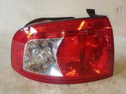 Kia 2005 - Faro/Calavera trasero combinado izquierdo OEM 92411 3C070