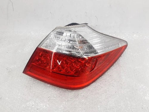 Used OEM Part - Hyundai BH330 2010 - Combination Tail Light Assembly right OEM 92402 3M060