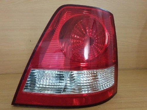 Right rear tail light assembly compatible with Kia Sorento 2005, RH OEM 92402, 3E000