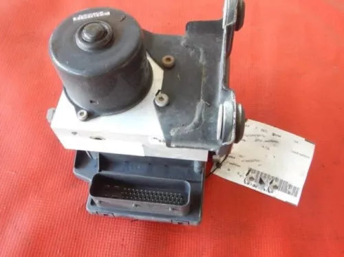 Bomba/Módulo ABS OEM usada para 2001-2002 Toyota Sequoia - 4X2