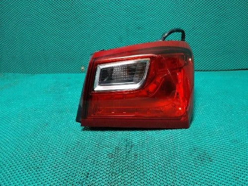 Rear tail light assembly Chevrolet right side (passenger side) outer OEM 84132379