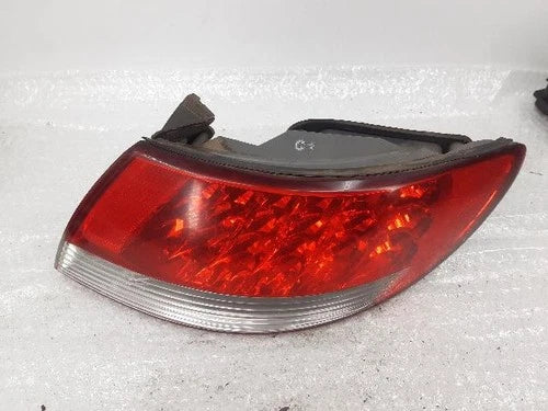 Right rear combination tail light assembly compatible with Hyundai Azera 2005, OEM 92402 3L000