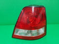 Right rear combination tail light assembly OEM 92402 3E000 compatible with Kia Sorento 2003