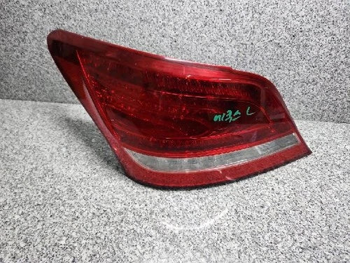 Left rear tail light assembly compatible with Hyundai Equus 2012, genuine OEM replacement part 92401 3N000