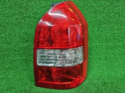 Right rear combination tail light assembly OEM 92402-2E0 compatible with Hyundai Tucson 2007