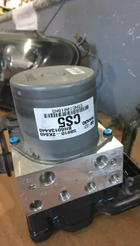 Bomba/Módulo ABS OEM usada para 2010 Kia Soul
