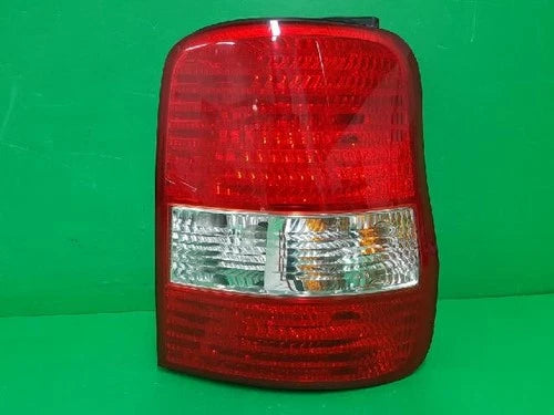 Rear combination tail light assembly (right) compatible with Kia Carnival 2002, OEM 0K53A 51150