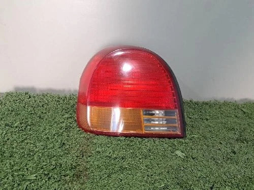 Left rear tail light assembly compatible with Hyundai EF 1998, genuine OEM replacement part 92401 38000