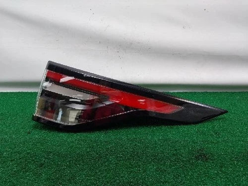 Conjunto de luz trasera / calavera exterior derecha Land Rover 2019 OEM HY32-13404-AF