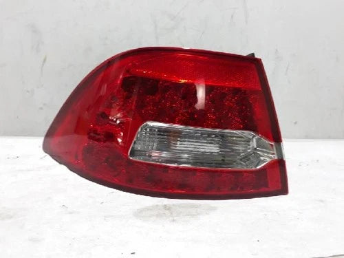 Left rear tail light assembly compatible with Kia LPI LX20 2009, genuine OEM replacement part 92401 2G500
