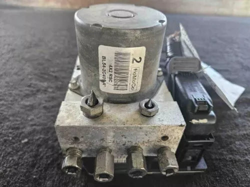 Bomba/Módulo ABS OEM usada para 2011 Ford Ranger - 4X2