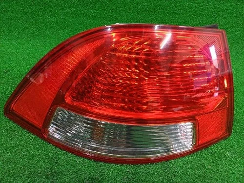 Left rear combination tail light compatible with Kia Optima 2009, genuine OEM replacement part 92401-2G6