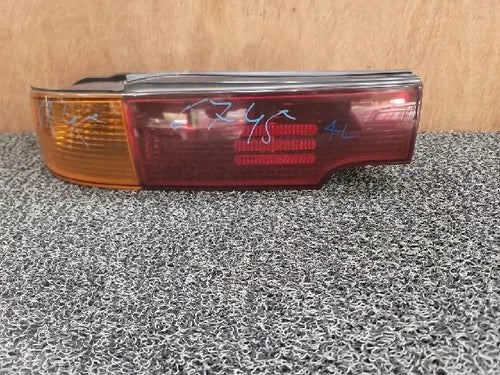 Hyundai Santa FE 1996 Left rear combination tail light assembly OEM 92401 37700