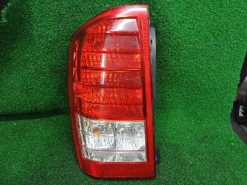 Left rear tail light assembly compatible with Kia Sedona 2008, LH OEM 92401, 4J000