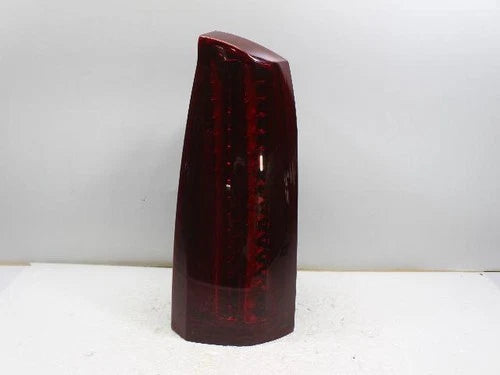 Rear tail light assembly passenger side compatible with Cadillac STS Sedan 2005, genuine OEM replacement part 16532276