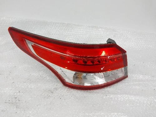 Renault Korea SM5 2015 Combination Tail Light (left side/driver side) OEM 265554335R