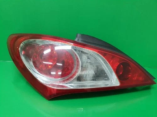 Left rear tail light (driver side) for Hyundai Genesis 2009, genuine OEM replacement part 924012M000